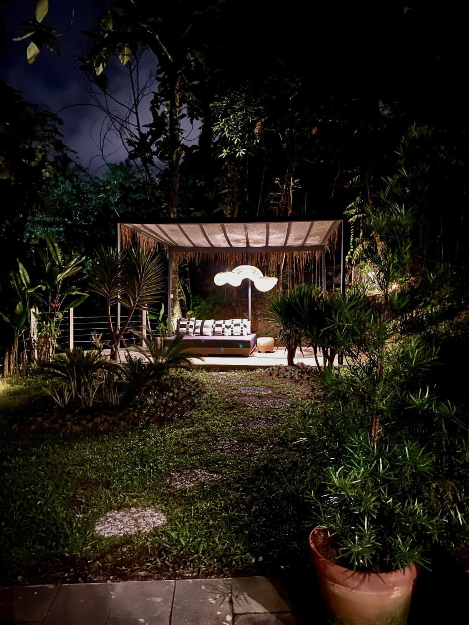 Hotel The Civyt à Ubud Extérieur photo
